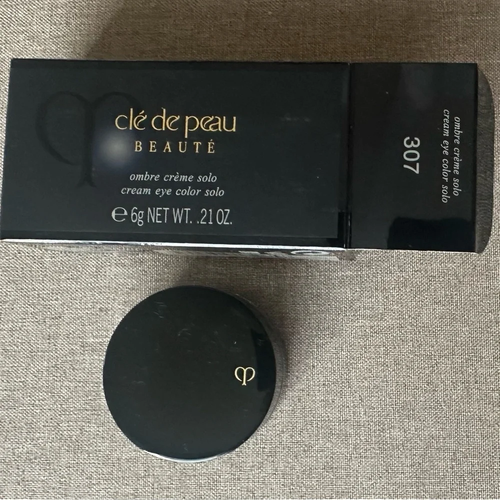 cle de peau achieve bold